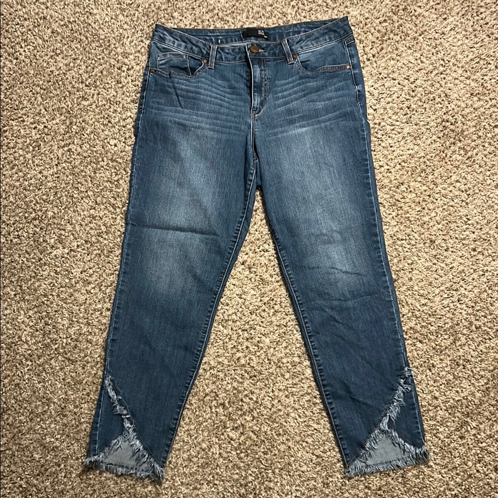 1822 Denim Blue Ankle Cropped Jeans